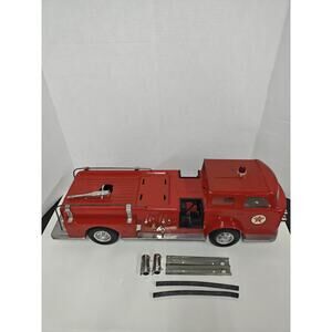 Vintage 1960s Buddy L AMF Wen Mac Corp Texaco Fire Chief Truck Collectors Toy